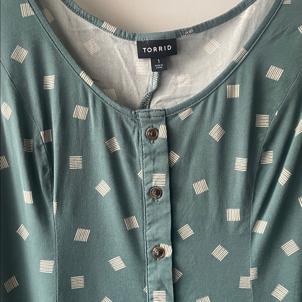 🔵 Torrid women’s blouse - Picture 4 of 9